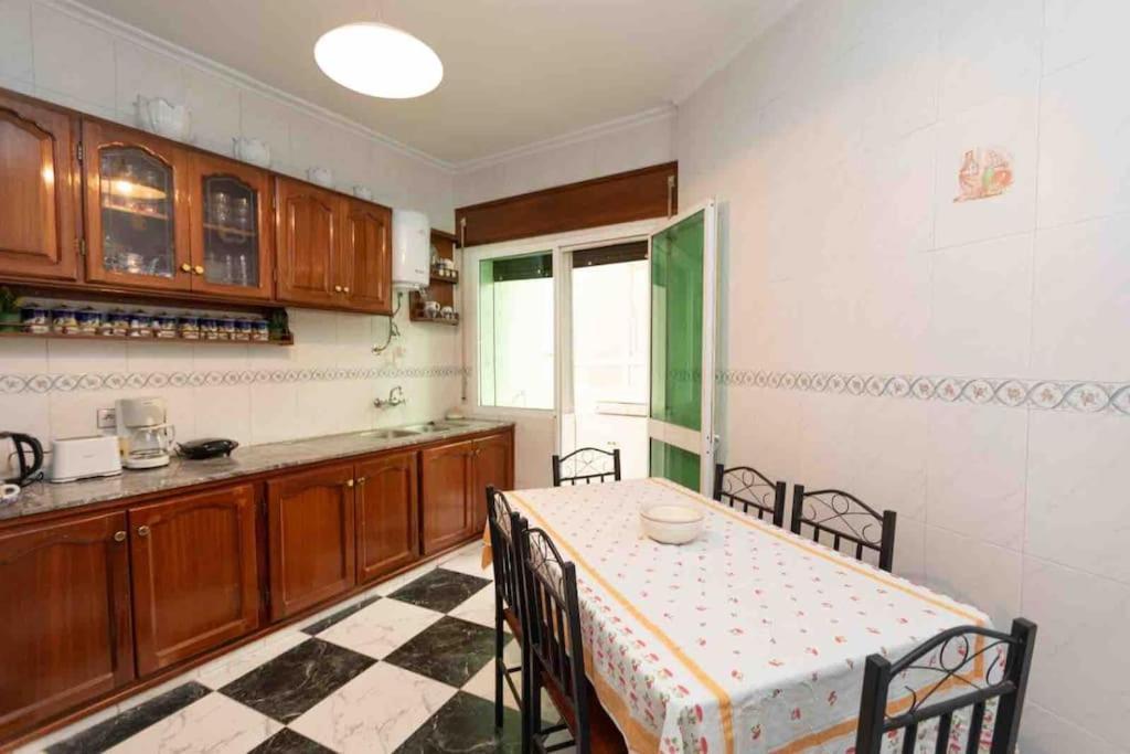 Appartement Tetouan Saniat Ramel Airport Plage Martil Wifi 외부 사진